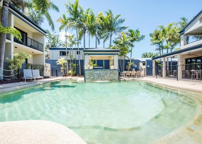 Coral Cay Resort